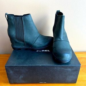 NWTB- SOREL - Joan of Arctic Wedge boots